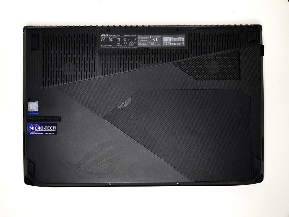 Asus ROG GL703GE 17,3 " i5-8300H / GTX 1050Ti / 16 GB / 512 GB + 1 TB