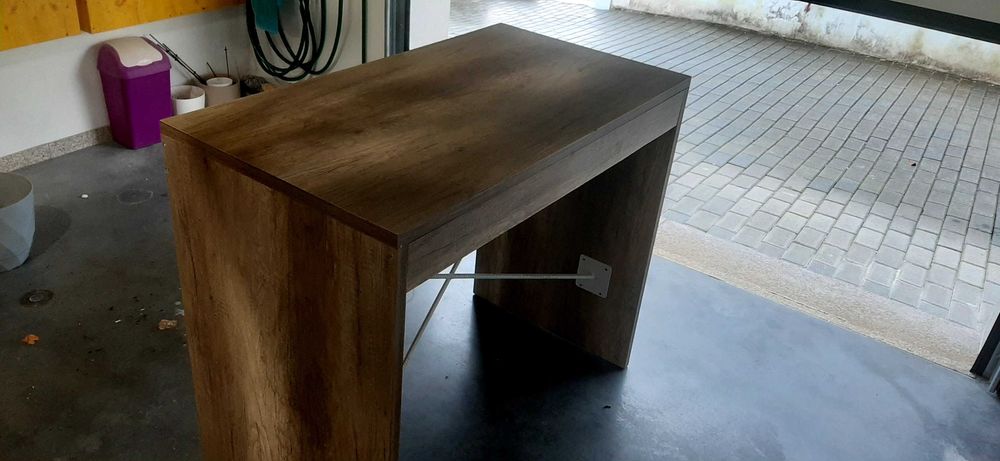 Mesa alta de cozinha