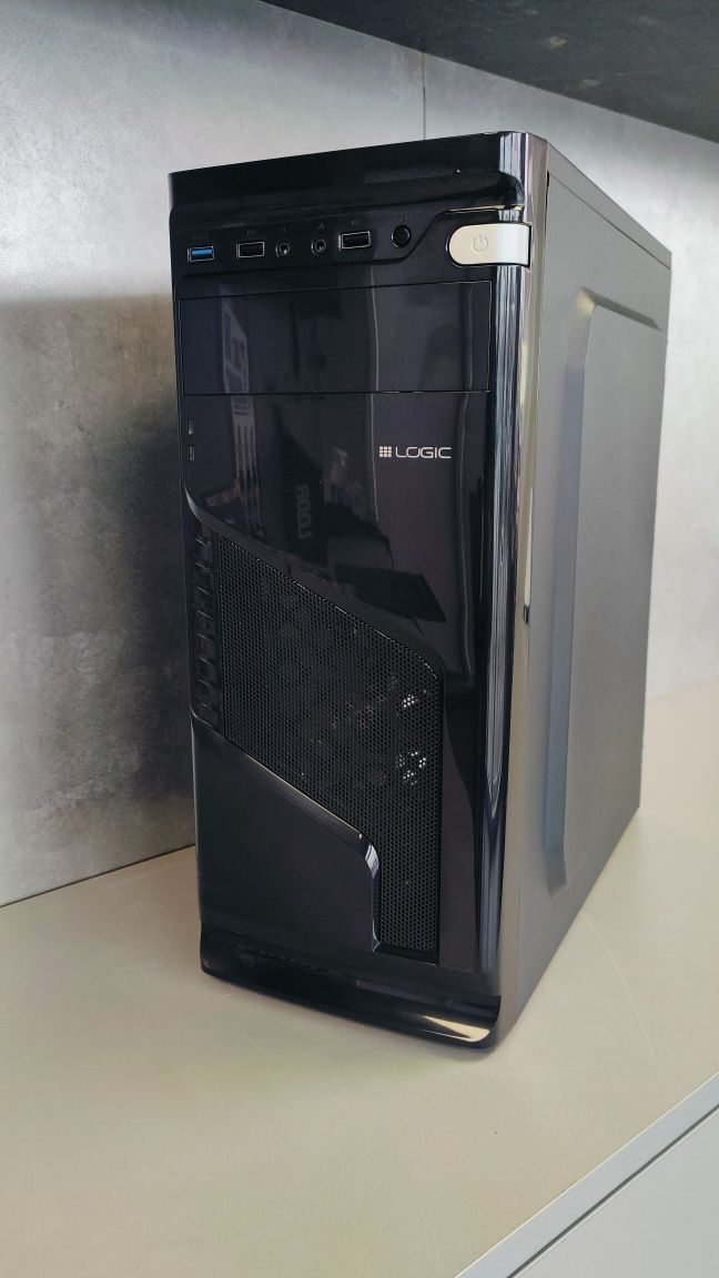 Komputer Gamingowy .AMD R9 3gbVram SSD 8Ram