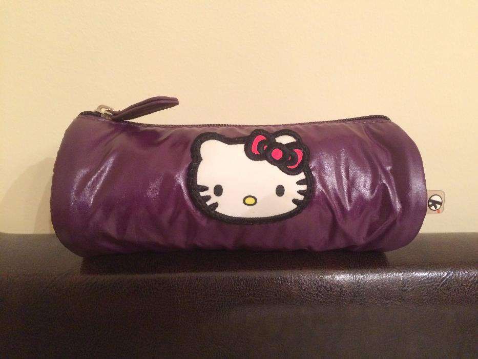 Estojo / porta lápis ou porta óculos / necessaire roxo Hello Kitty