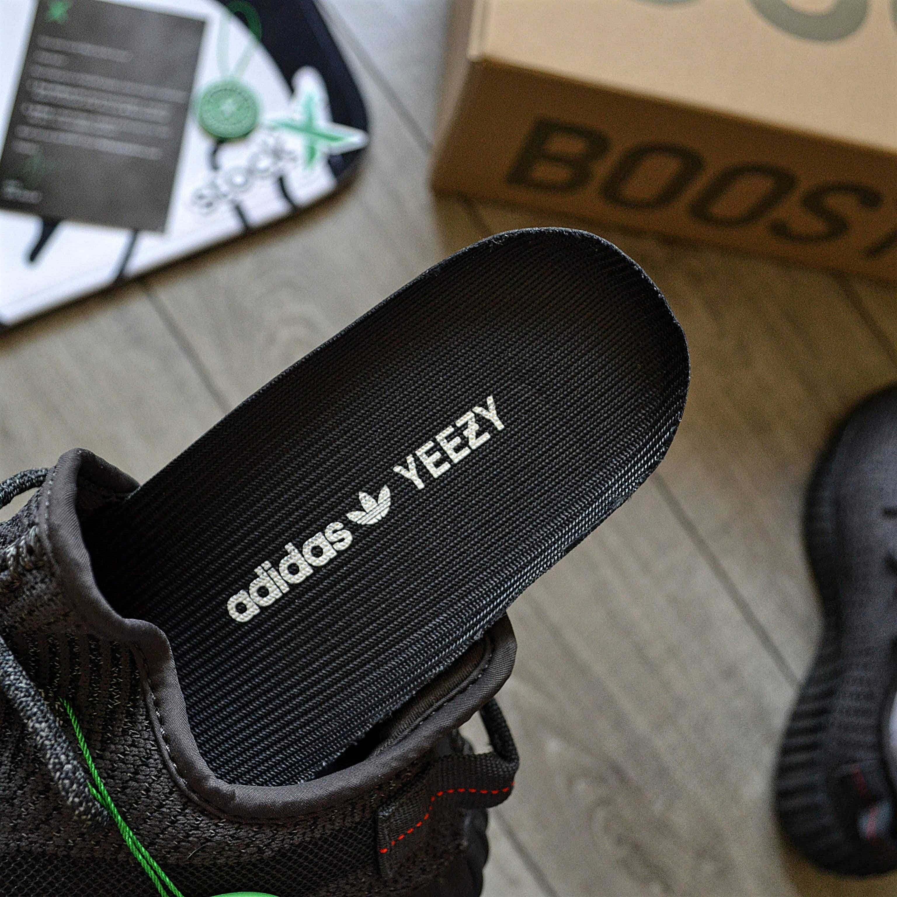 Мужские кроссовки Adidas Yeezy Boost 350 V2 Static Black (Reflective)