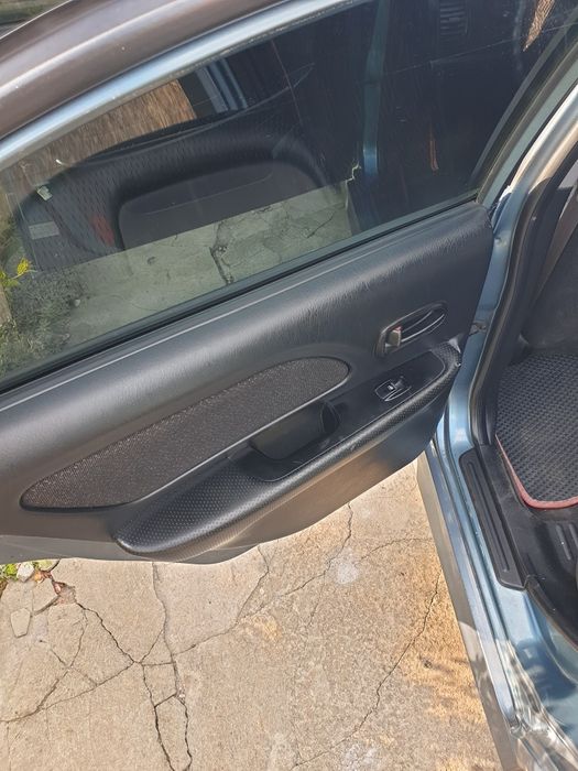 Хундай соната 2004 року