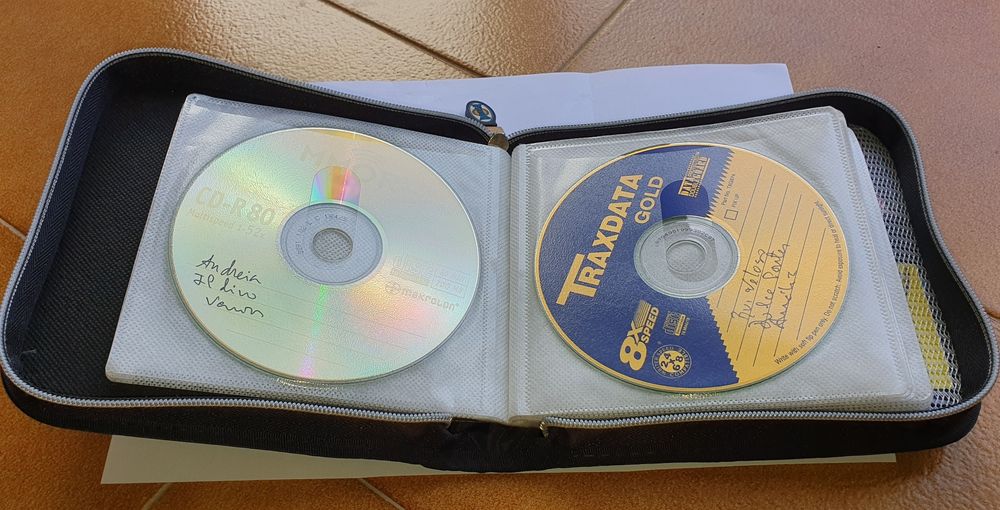 CD, DVD, porta CD's, mala, saco, pasta