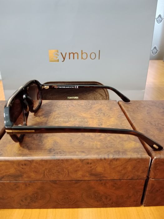 Солнцезащитные очки Tom Ford оригинал saint louis