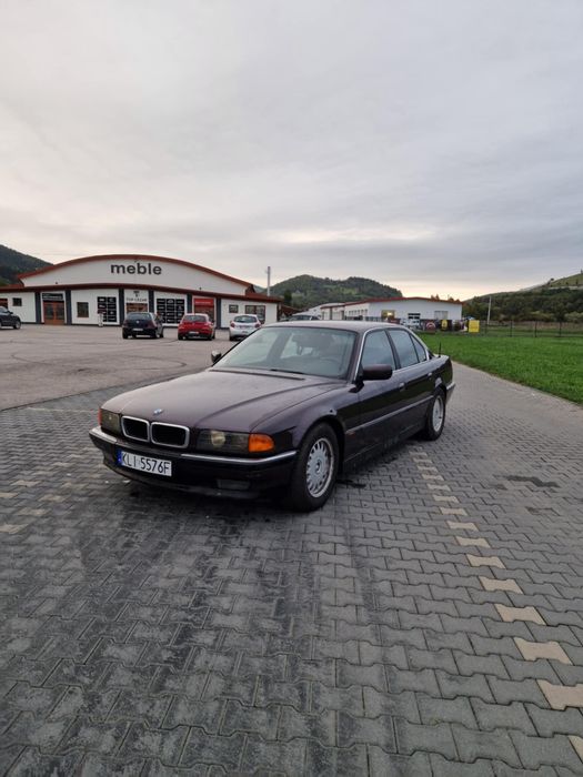 BMW E38 730i V8 automat