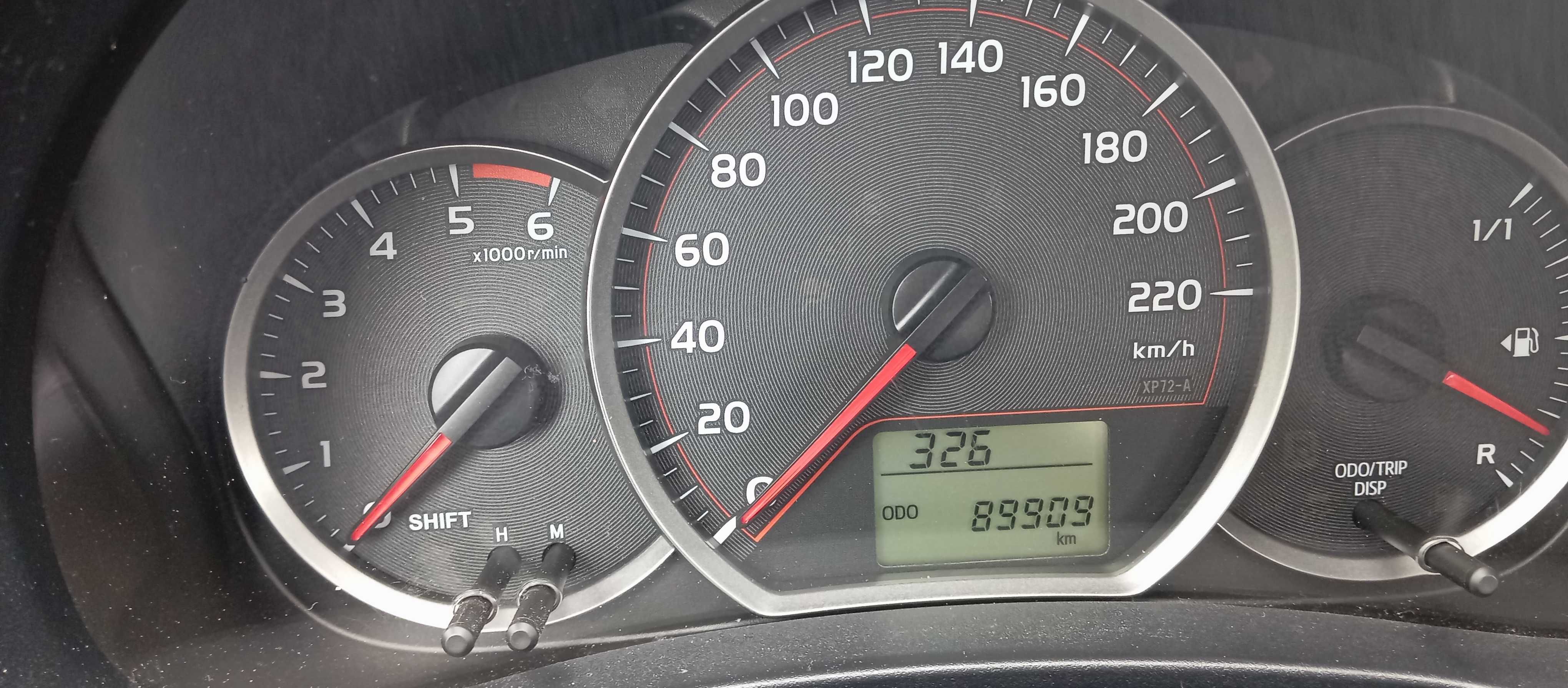 Toyota Yaris 1.4 D4D 90 CV 89000km Como Novo