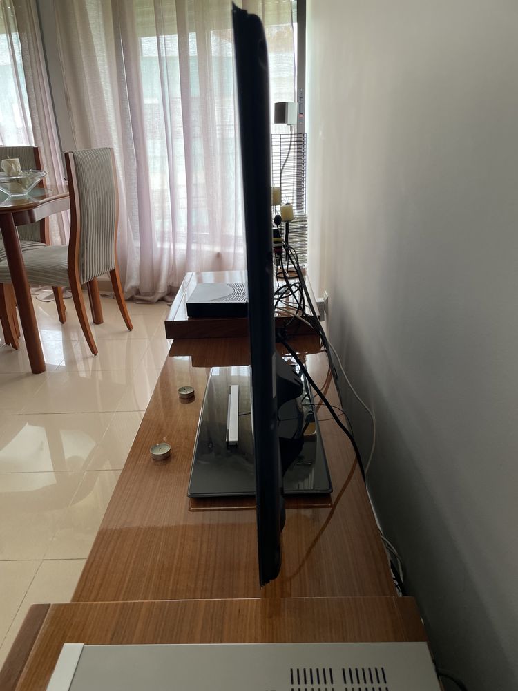 Televisão LG 40”