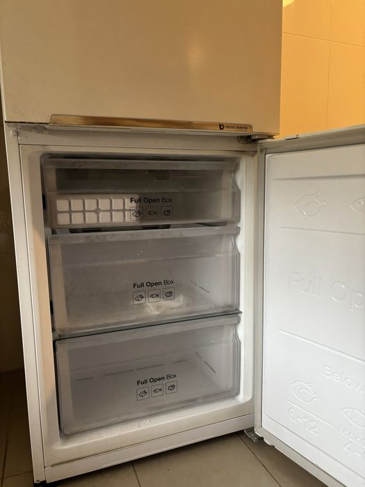 Frigorífico Marca SAMSUNG