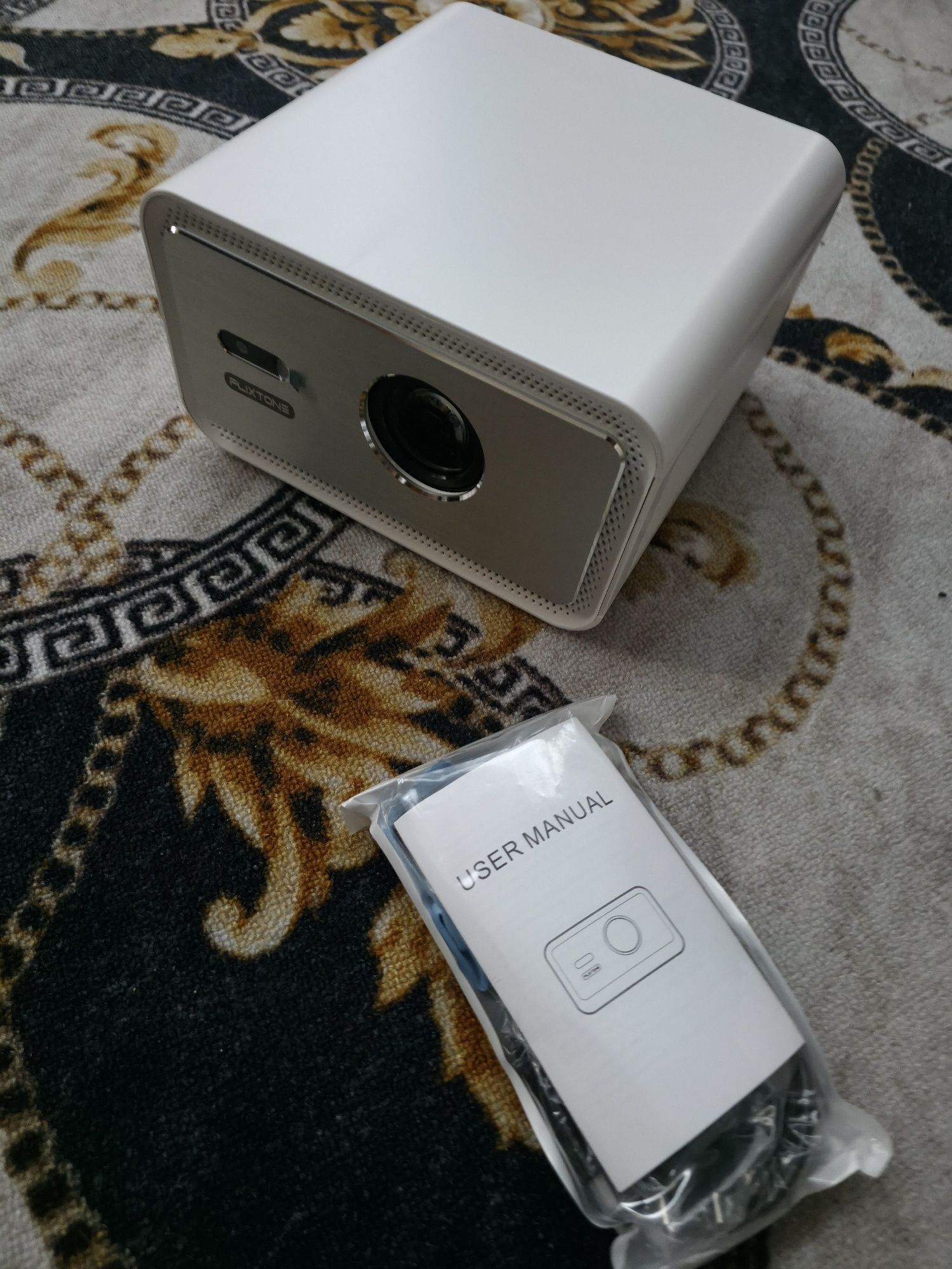 Проектор Flixtone D9W Mini