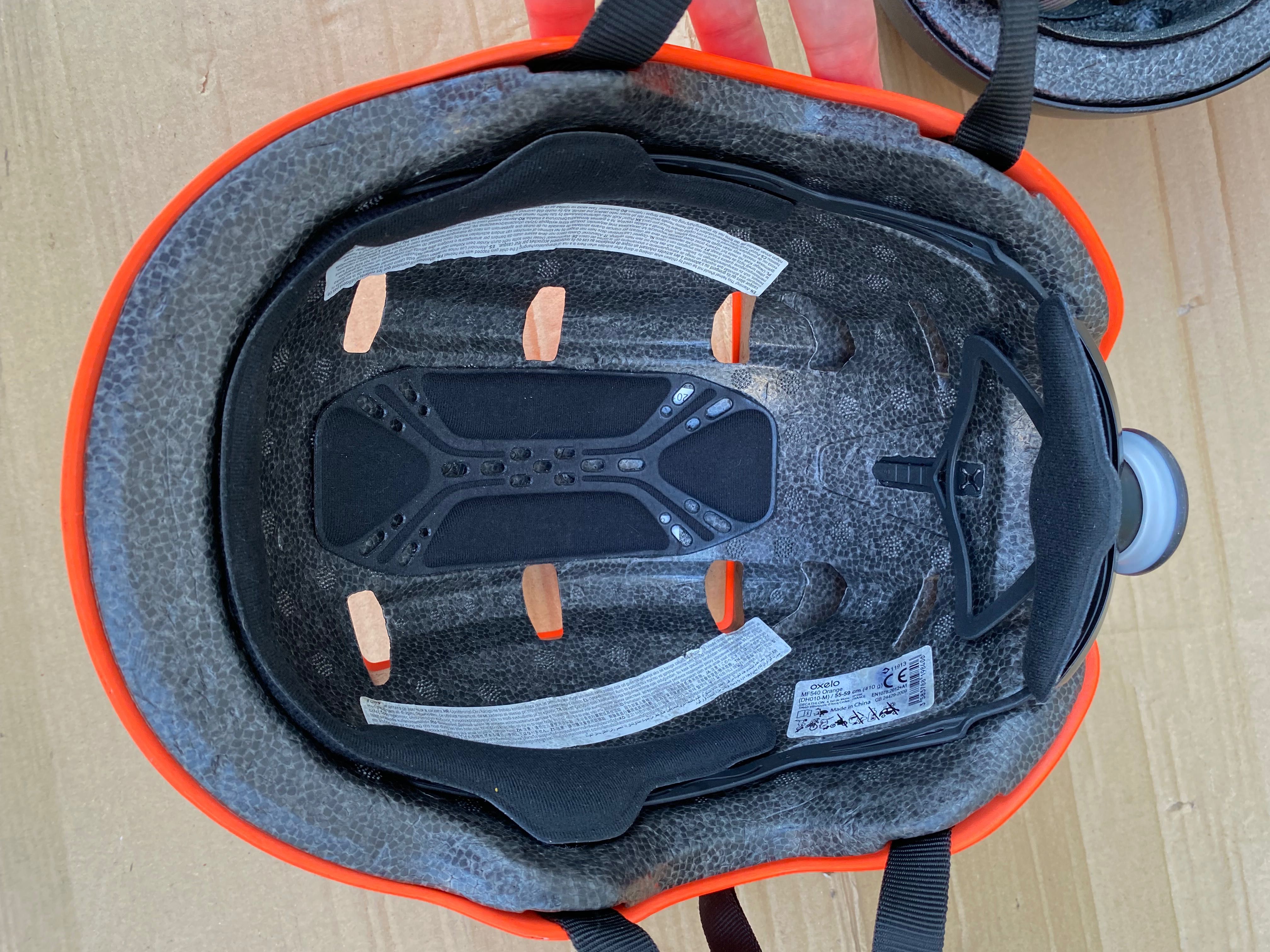Capacete oxelo para criança em bom estado