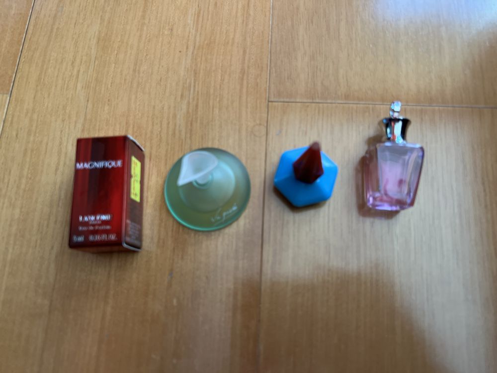 Perfumes em miniatura