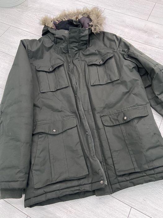 Чоловіча зимова парка з капішоном