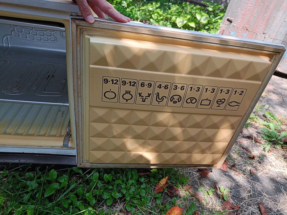 Продам холодильник, ч/б, німецький