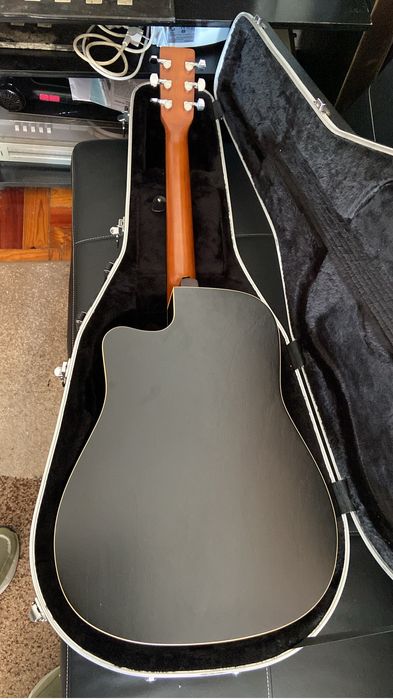 Godin / Art & Lutherie CW Cedar Black QI