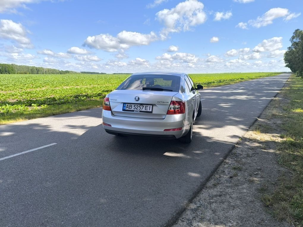 Шкода А7 2014 модельний ряд 1.6 TDI