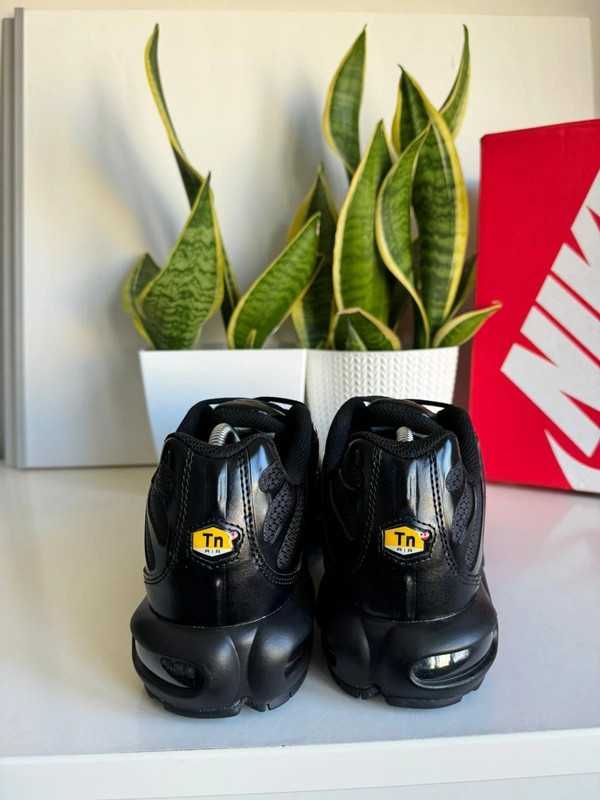 czarny^Jerzyk^NikeMaxTN^UnisexTrampki Roz.41