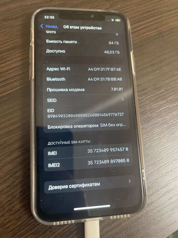 Продам iPhone xc