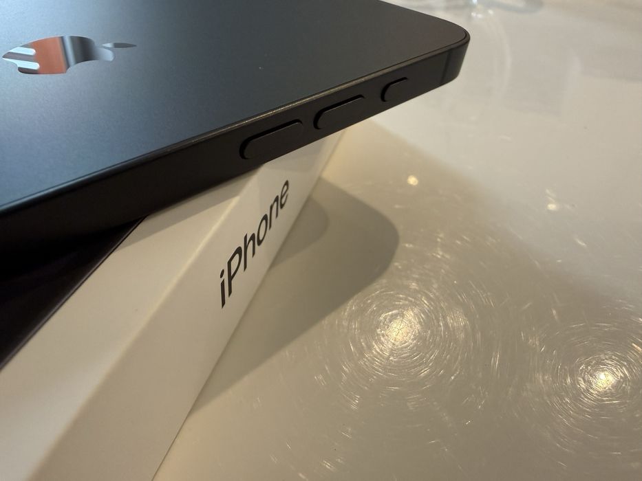 iPhone 16e 256GB
