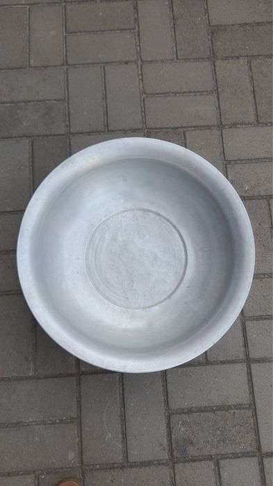 Продам алюмінієву миску