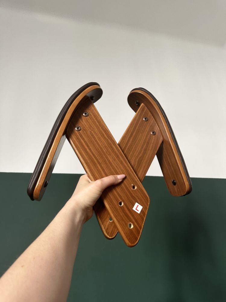 Fotel biurowy brązowy obrotowy Mebel-Partner odcienie brązu