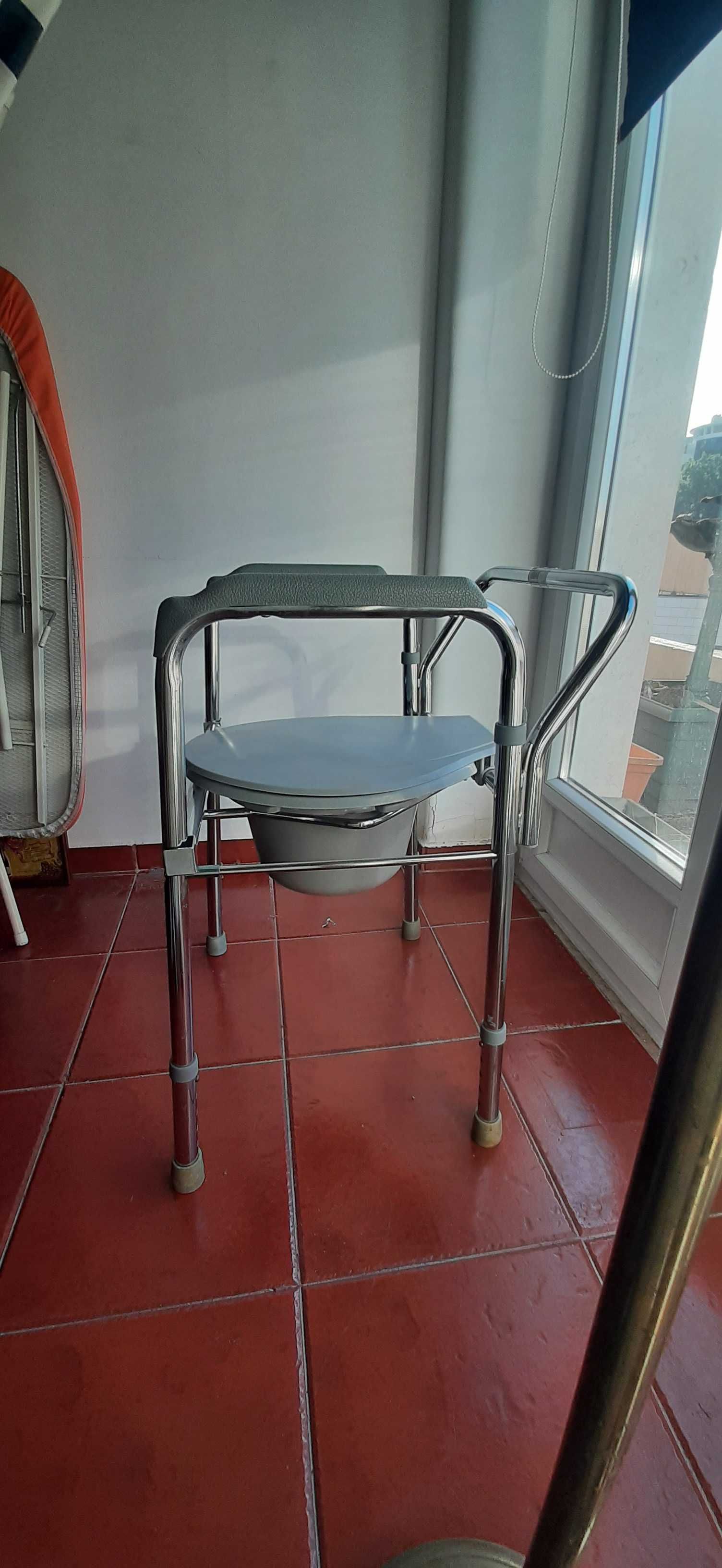 Cadeira WC (Geriátrica)