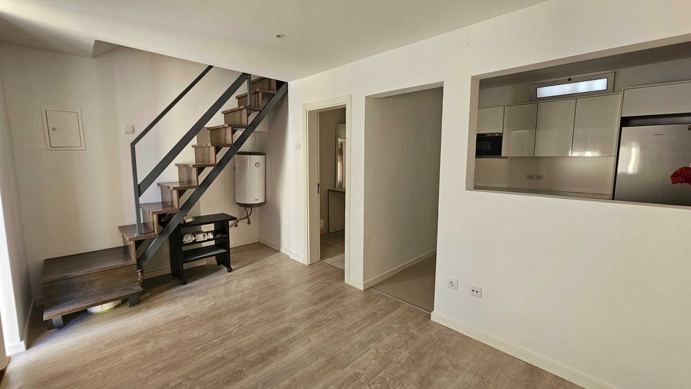 T1 em Arrentela - LER ATENTAMENTE TODO O ANUNCIO