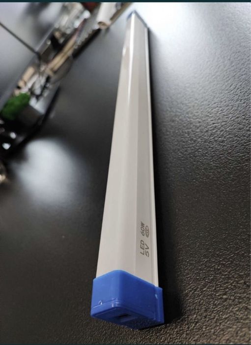 Очень яркий аккумуляторный светильник, led лампа на аккумуляторе 52 см