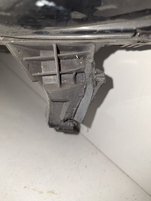 Farol direito Renault megane iv de 2018