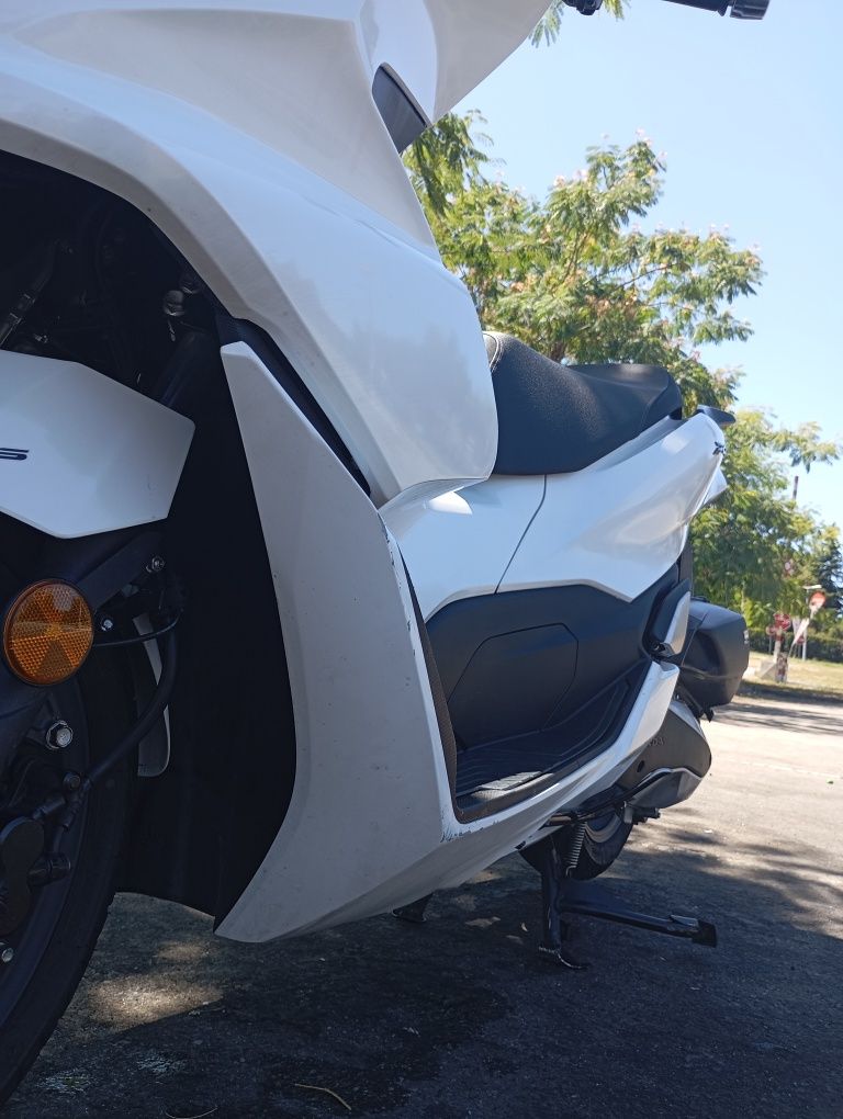 Honda pcx ano 2024