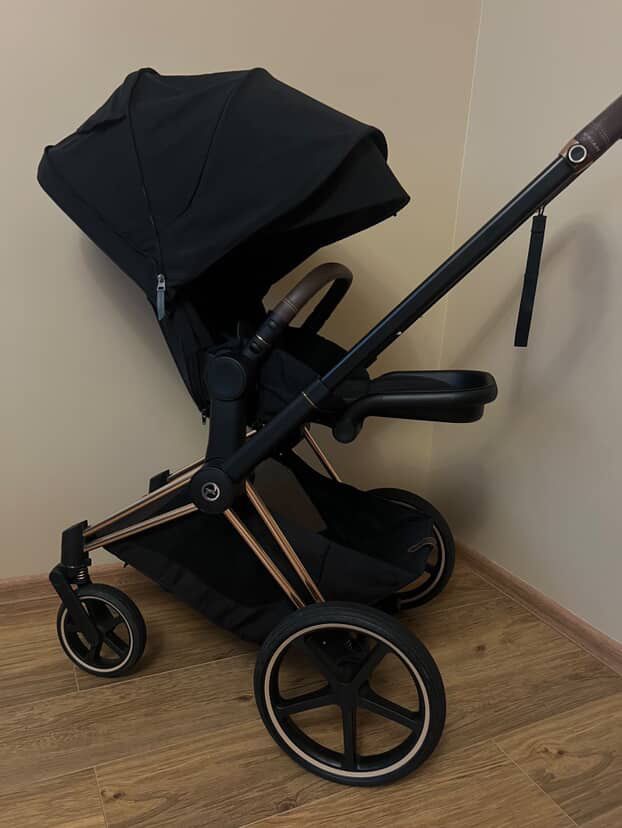 Продам коляску Cybex Priam Rose Gold 2в1