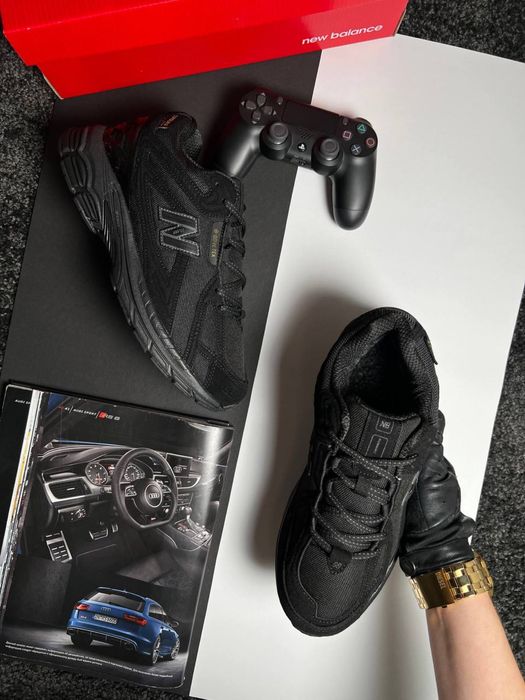 Чоловічі кросівки нью беланс на хутрі New Balance 1906R Fur All Black