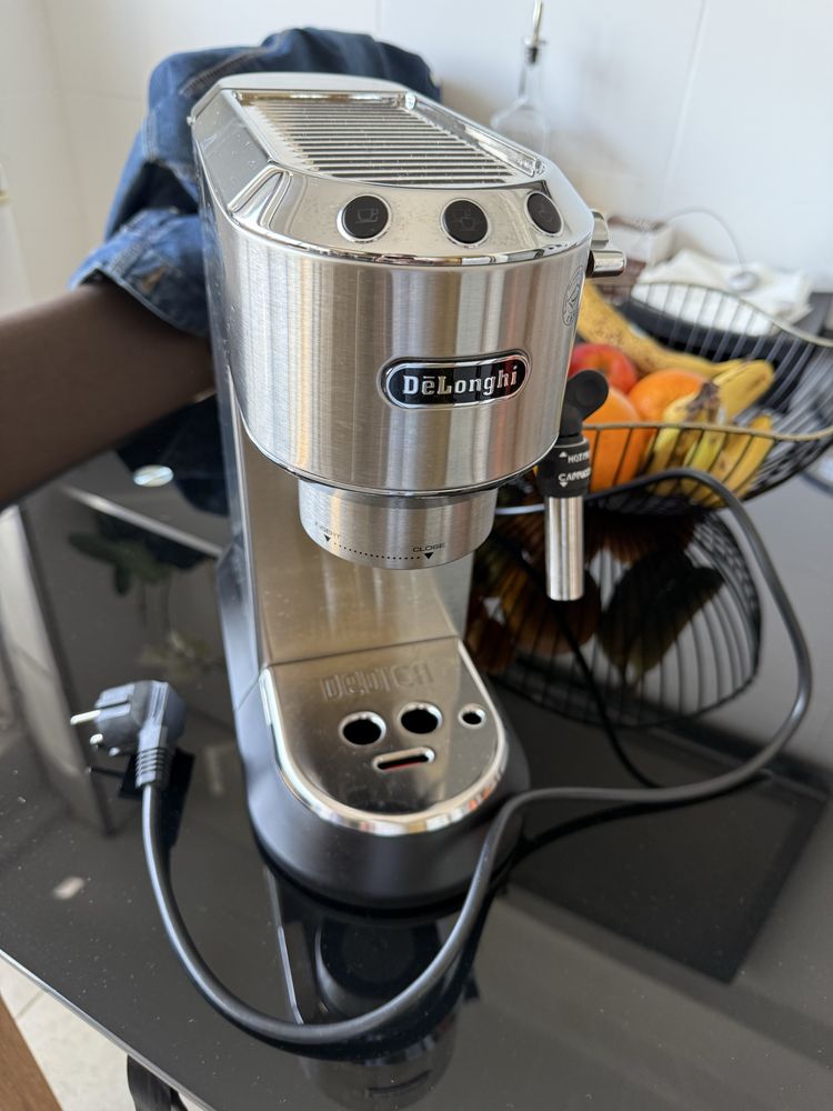 Maquina cafe Delonghi