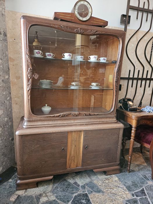 Witryna w Stylu Art Deco