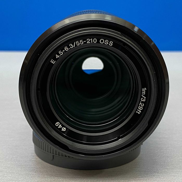 Sony E 55-210mm f/4.5-6.3 OSS