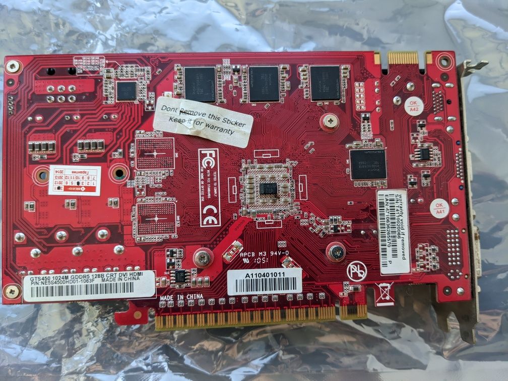 Продам відеокарту geForce GTS450 1024m gddr5