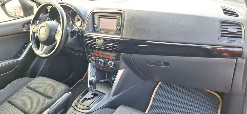 MAZDA CX-5 SkyActiv-D 2.2диз. Автомат Aisin
