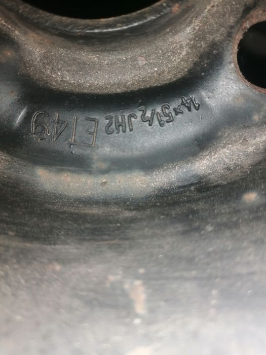 Sprzedam komplet kół zimowych 165  60  R14