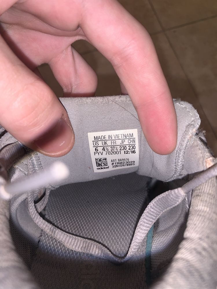 tenis adidas muito bom estado