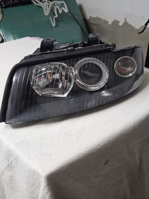 Lampy przód audi A4 B6 bi-xenon