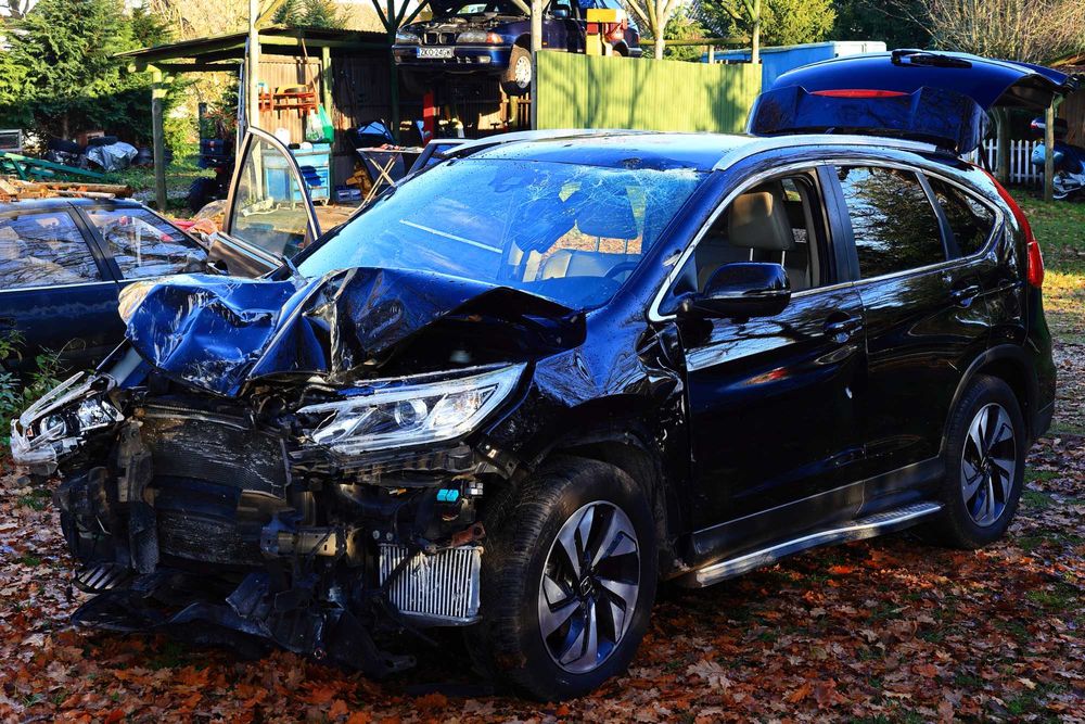 HONDA CR-V IV 1.6 D 160 KM Automat 4x4, wersja top 2015 r. Powypadkowa