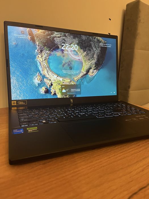 Acer Nitro V 15 i5-13420H / RTX 4050 / 16GB RAM / 512GB SSD