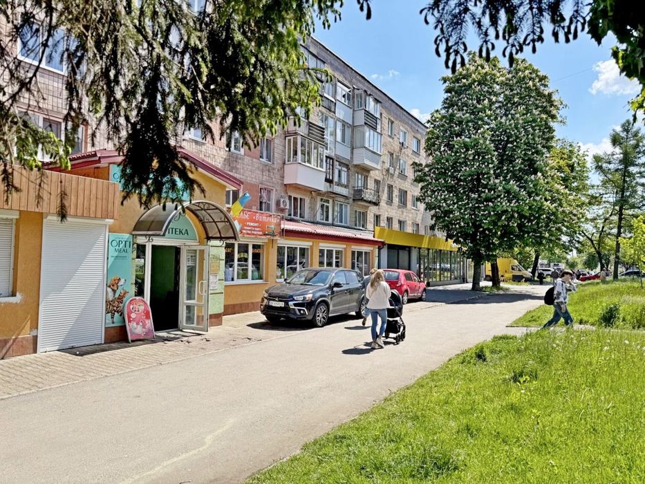 Оренда на Кн Романа біля базарчика