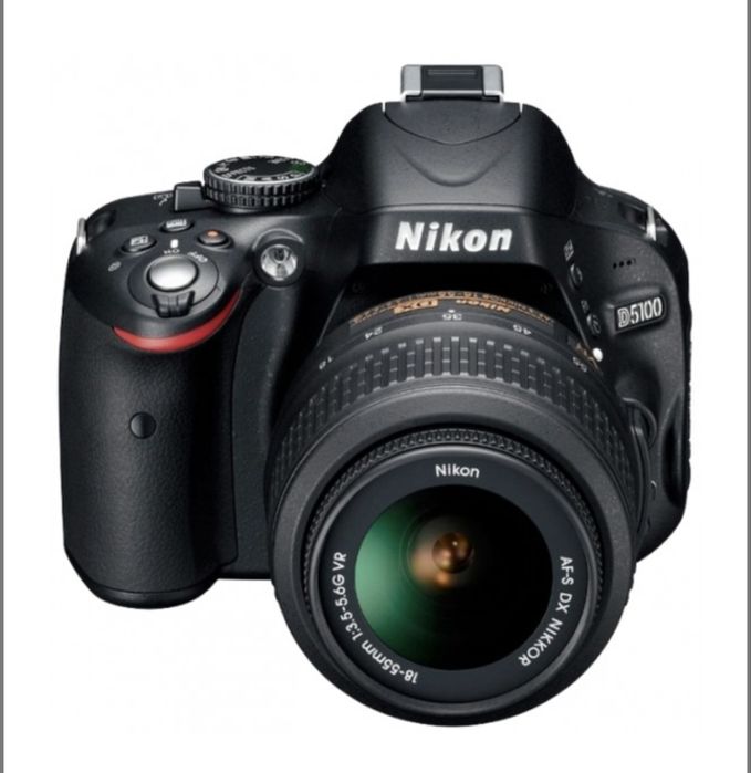 Дзеркальний фотоапарат Nikon D5100 +