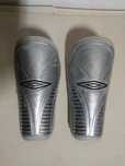 Caneleiras Umbro originais