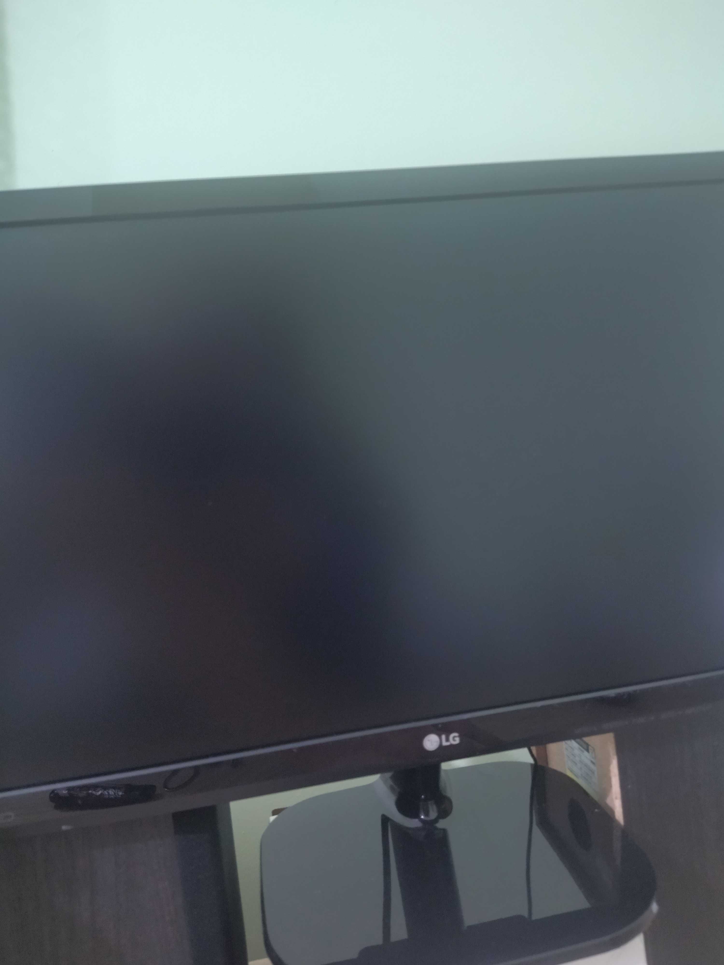 Komputer z monitorem bardzo dobry stan