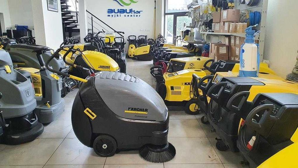 Zamiatarka KARCHER KM 85/50 W Bp BATERYJNA 2019 ROK