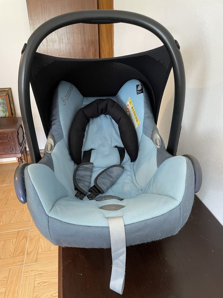 Ovo para transporte de bébé da Maxi Gosi