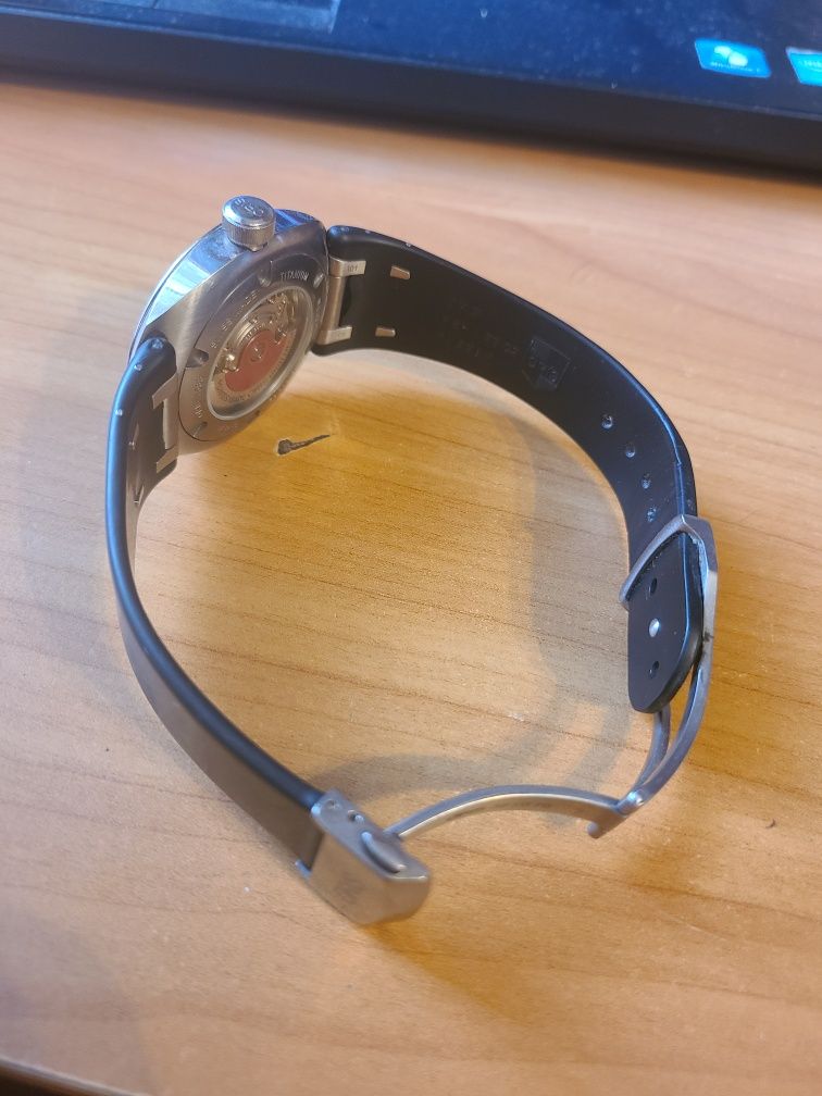 Часы Oris TT1 титан.
