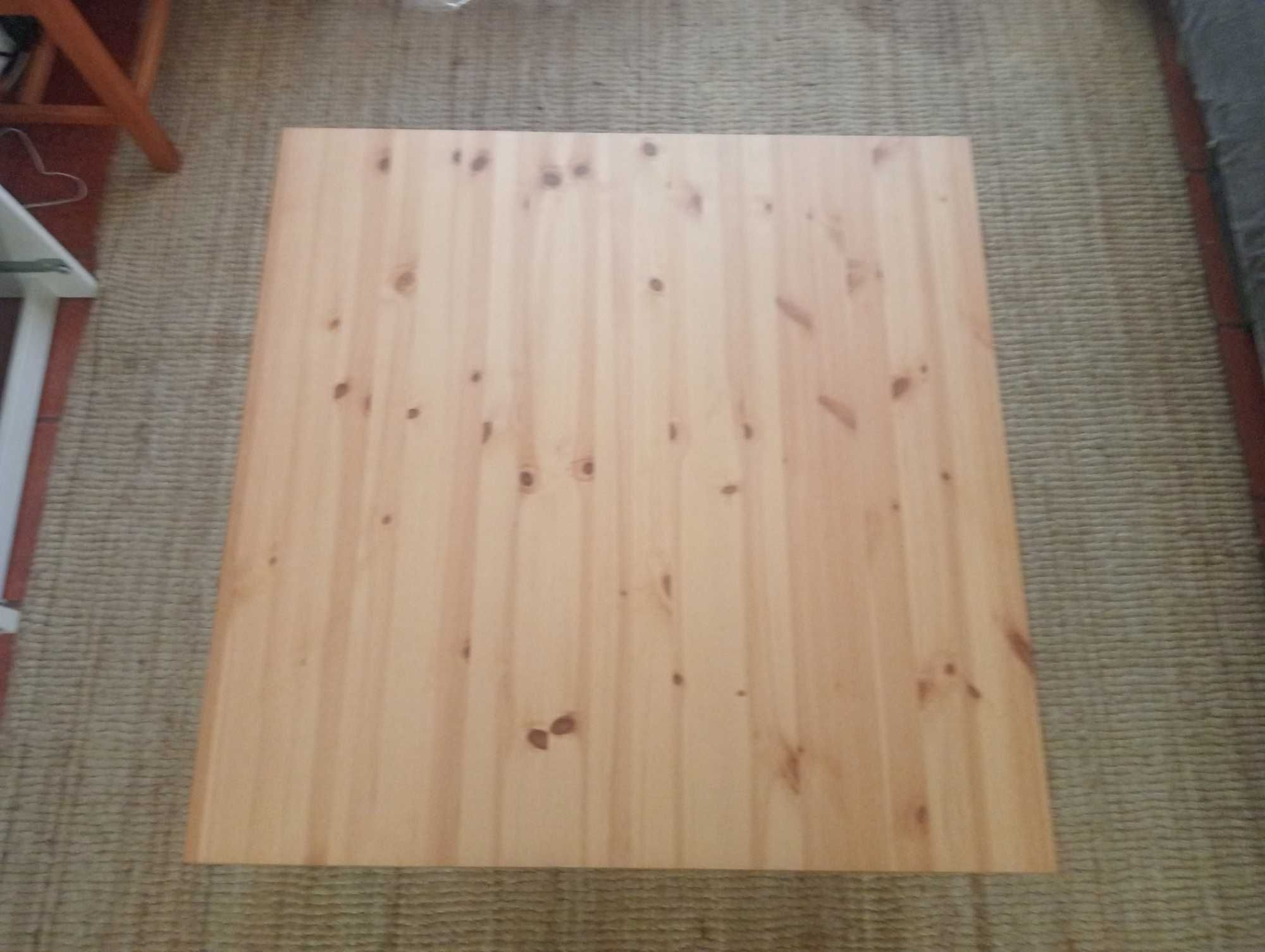 Mesa IKEIA como NOVA