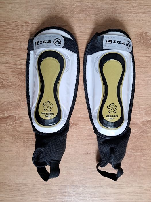 Футбольные щитки защита liga sport